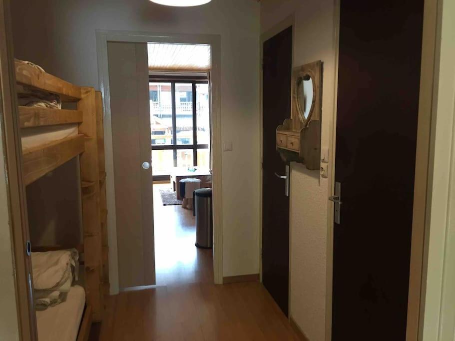 شقة لو دوز آلب  في Grand Studio De 36M2 Avec Alcove, Situe Au Centre. المظهر الخارجي الصورة