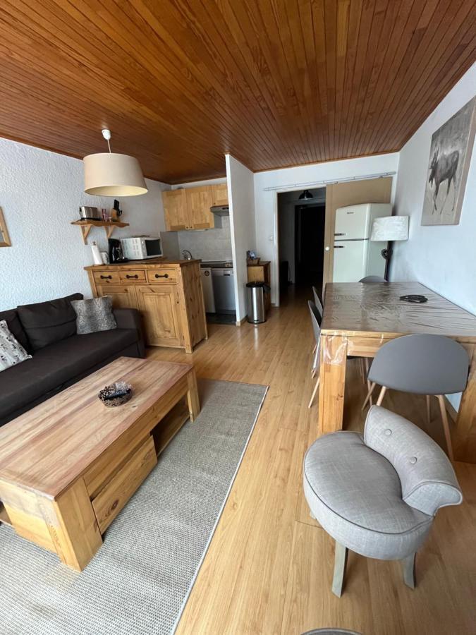 شقة لو دوز آلب  في Grand Studio De 36M2 Avec Alcove, Situe Au Centre. المظهر الخارجي الصورة